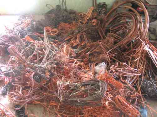 دستگیری سارقان کابل برق در جیرفت